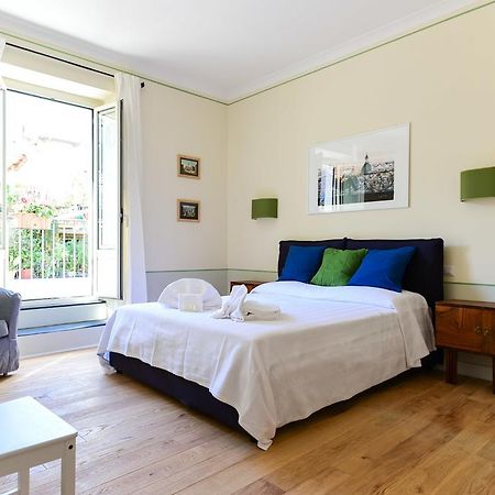 Bright And Comfy 3 Bedroom Apt In Monti Рим Екстериор снимка