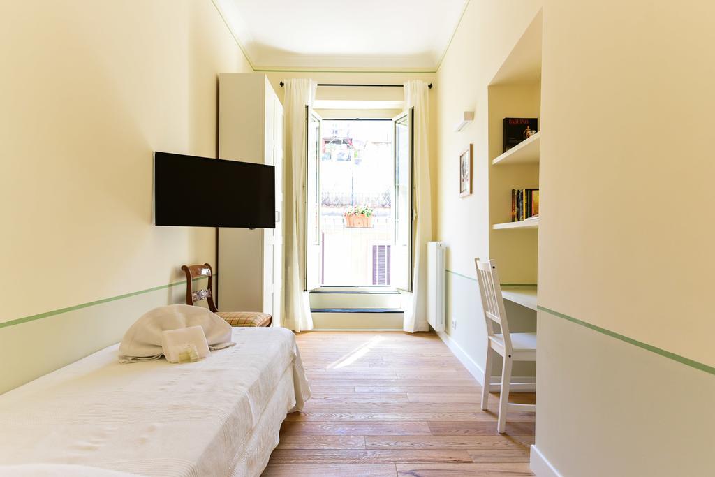 Bright And Comfy 3 Bedroom Apt In Monti Рим Екстериор снимка
