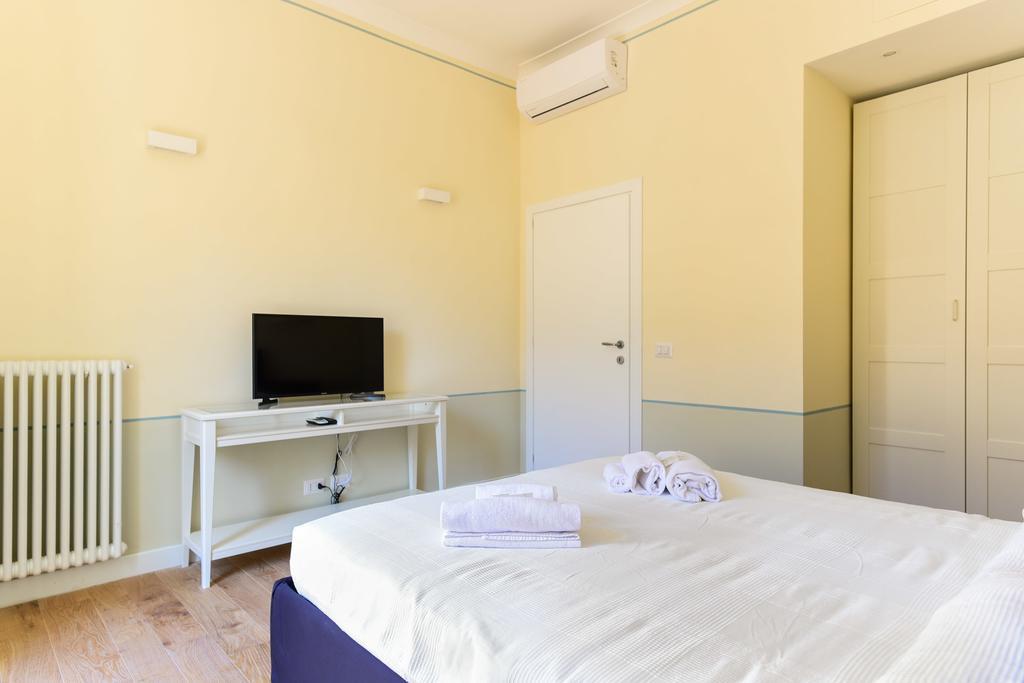 Bright And Comfy 3 Bedroom Apt In Monti Рим Екстериор снимка